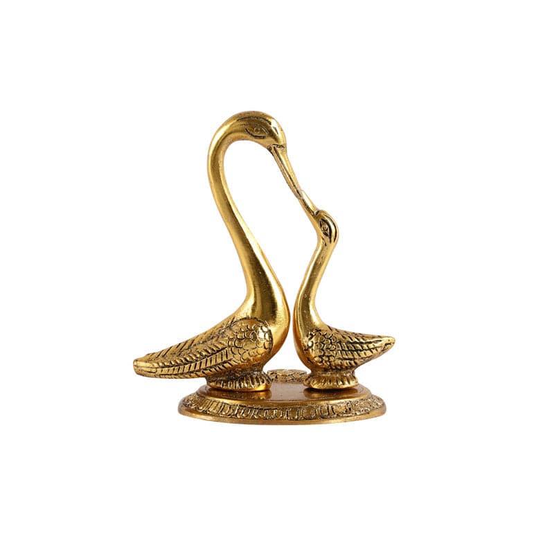 Buy Swan Smile Showpiece Showpieces from Vaaree