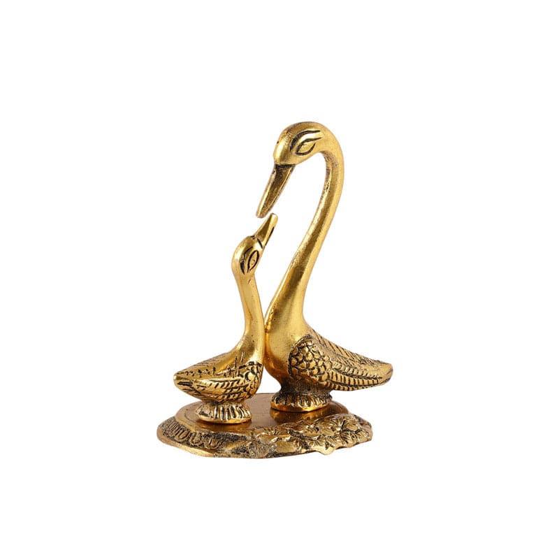 Buy Swan Smile Showpiece Showpieces from Vaaree