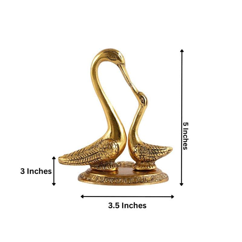 Buy Swan Smile Showpiece Showpieces from Vaaree