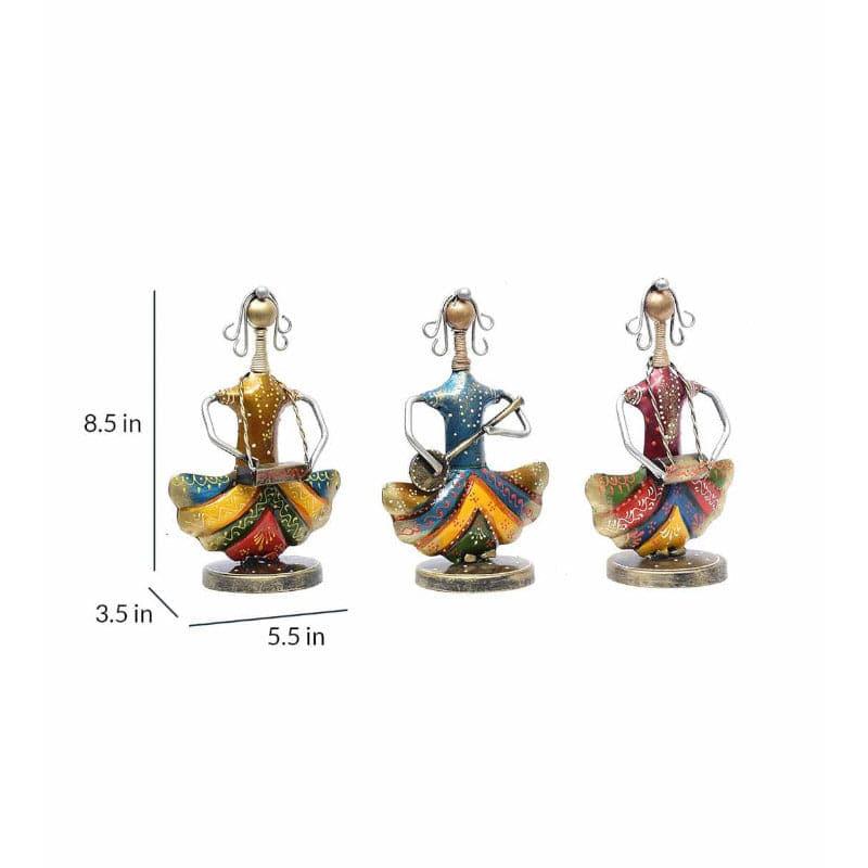 Buy Tribal Sonorous Club - Set Of Three Showpieces from Vaaree