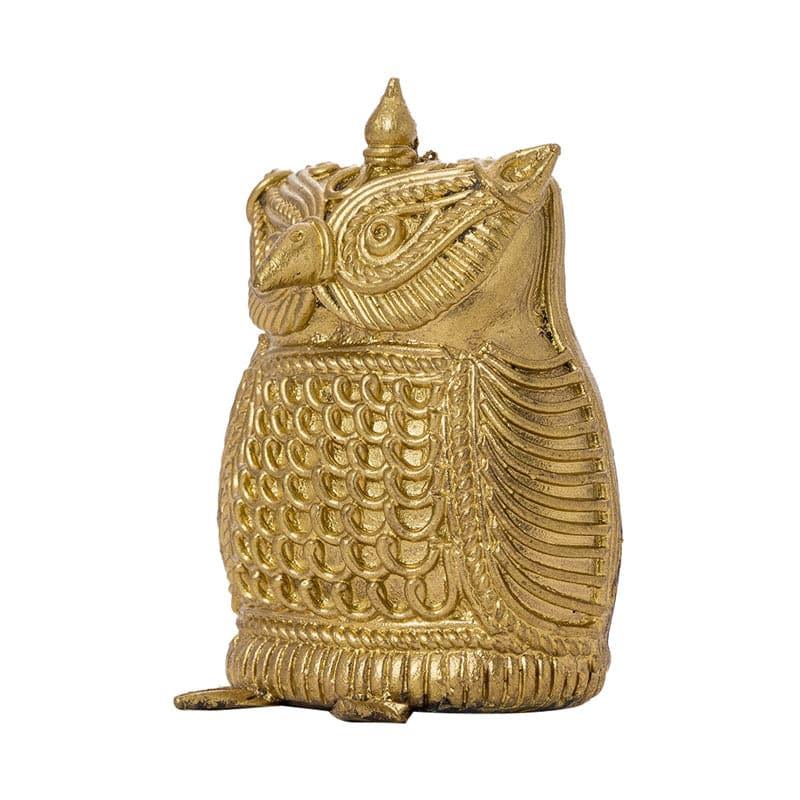 Buy Tribo Owl Gaze Showpiece Showpieces from Vaaree