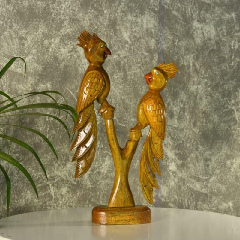 Buy Tropical Chatter Showpiece Showpiece from Vaaree