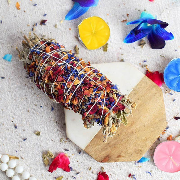 Buy Floral Healing Sage Smudge Wand Smudge Wand from Vaaree