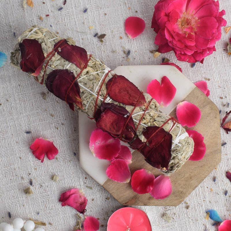 Buy White Rose Sage Smudge Wand Smudge Wand from Vaaree