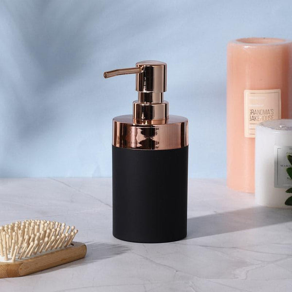 Buy Shoda Soap Dispenser Soap Dispenser from Vaaree