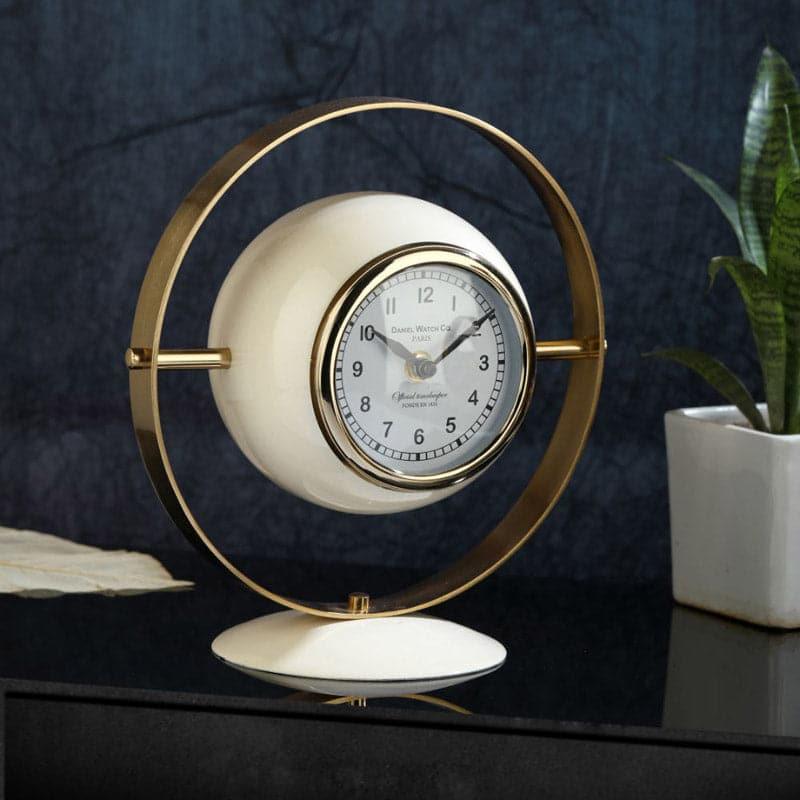 Buy Swingora Table Clock Table Clock from Vaaree