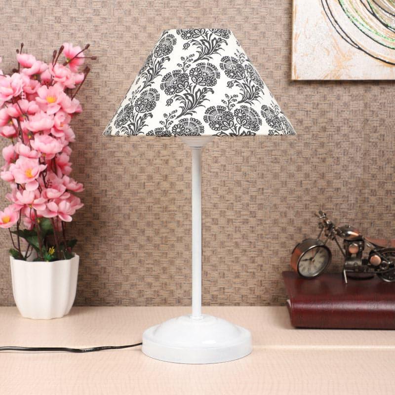 Table Lamp - Filigree Meisaa Table Lamp