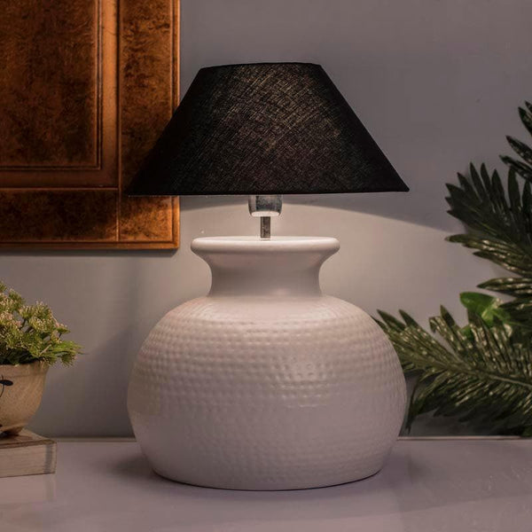 Table Lamp - Gleam Quest Table Lamp - Black