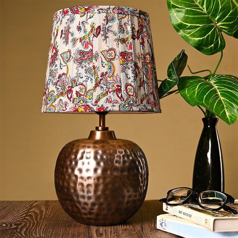 Table Lamp - Noa Hammered Table Lamp - White & Red