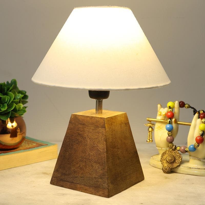 Buy Pyramid Perfection Octavia Table Lamp Table Lamp from Vaaree