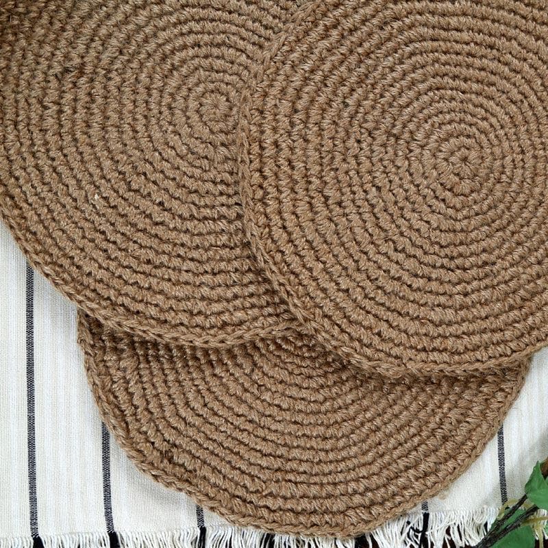 Buy Eco-Chic Tablemat - Set Of Two Table Mats from Vaaree