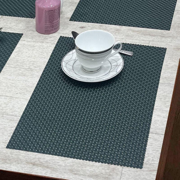 Buy Fansa Woven Placemat (Green)- Set Of Six Table Mats from Vaaree