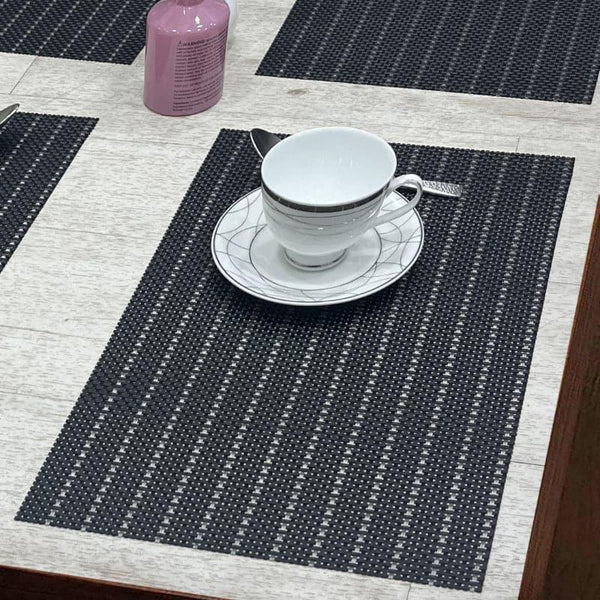 Buy Malda Woven Placemat (Black) - Set Of Six Table Mats from Vaaree