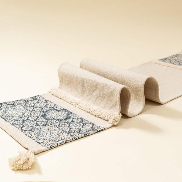 Buy Diem Table Runner Table Runner from Vaaree