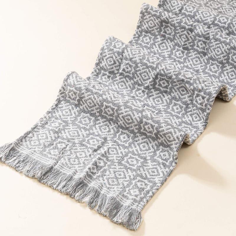 Buy Sarsoa Table Runner Table Runner from Vaaree