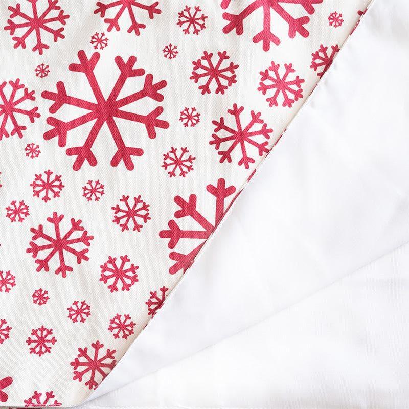 Buy Snowflake Fiesta Table Runner Table Runner from Vaaree