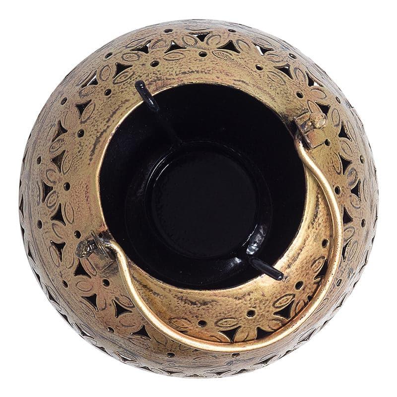 Buy Gaantik Tealight Candle Holder Candle Holders from Vaaree