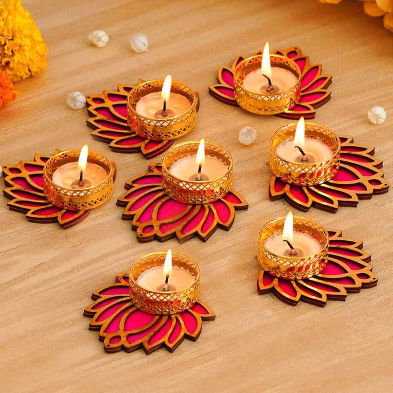 Buy Kamal Kaantha Tealight Candle Holder - Set Of Seven Candle Holders from Vaaree