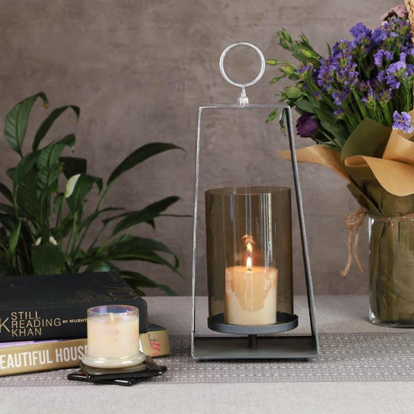 Buy Maira Candle Holder Candle Holders from Vaaree