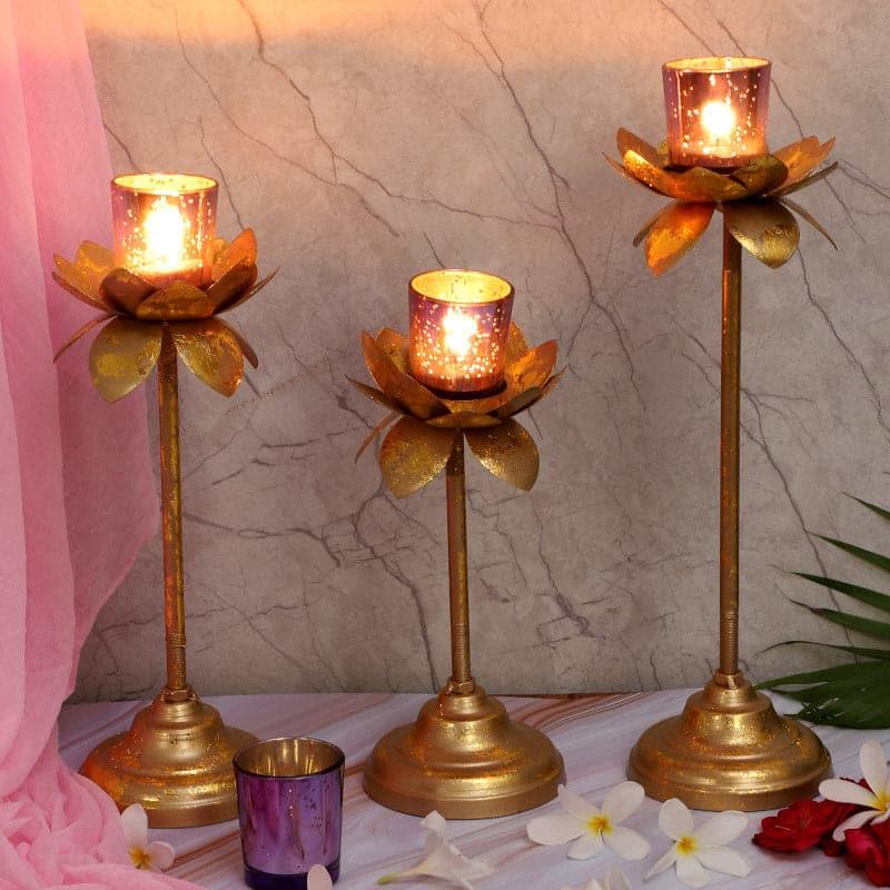 Buy Vistra Phool Tealight Holder (Purple) - Set Of Three Candle Holders from Vaaree