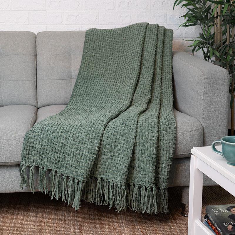 Buy Adala Throw Throws from Vaaree