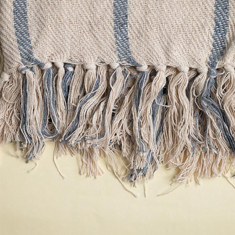 Buy Barele Woven Throw Throws from Vaaree