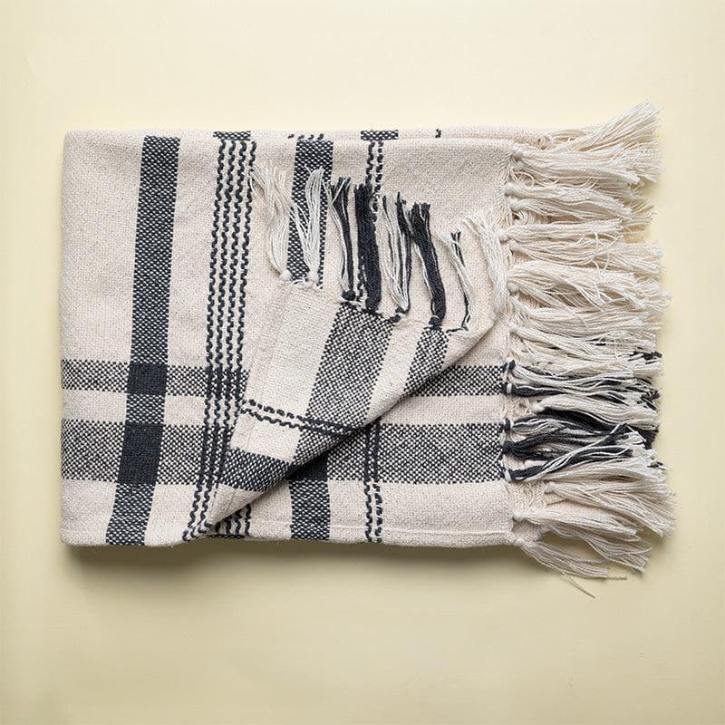 Buy Brija Bask Throw Throws from Vaaree