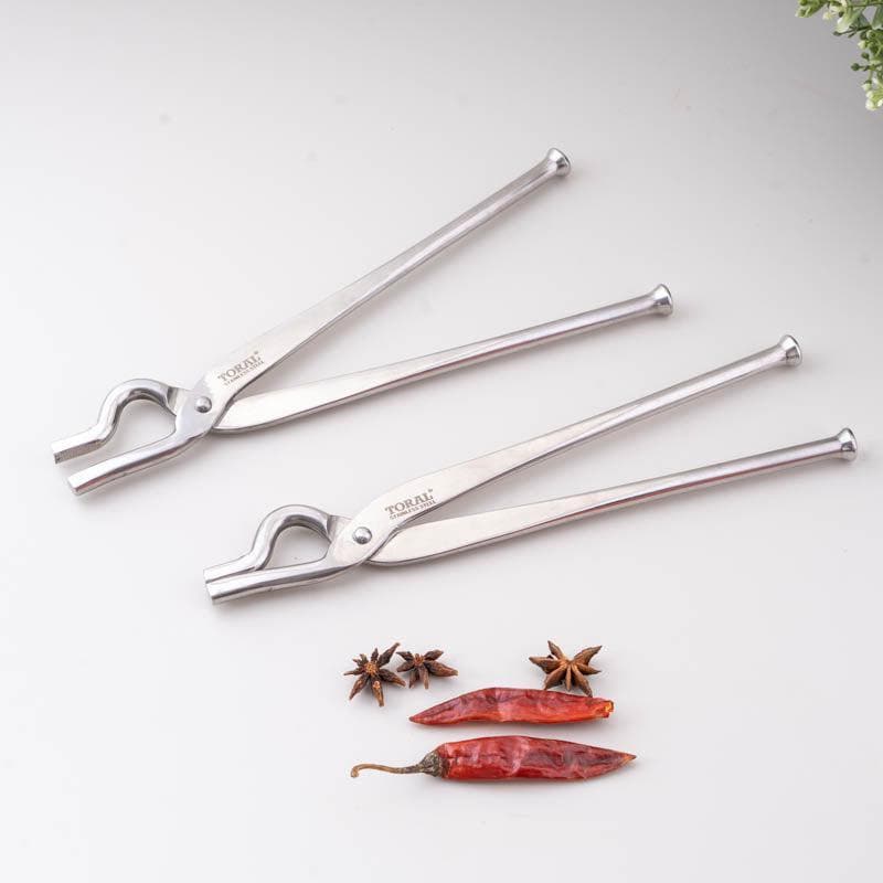 Buy Essential Cooking Tong - 10.6 Inch Kitchen Tools & Gadgets from Vaaree