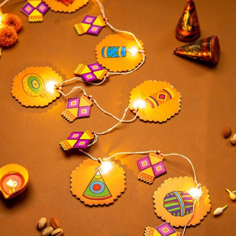 Buy Cracker Fun Festive Toran Toran from Vaaree