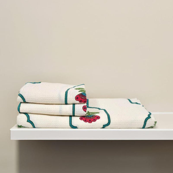 Buy Towel Sets - Jaipuri Waffle Towel Combo - Set Of Three at Vaaree online