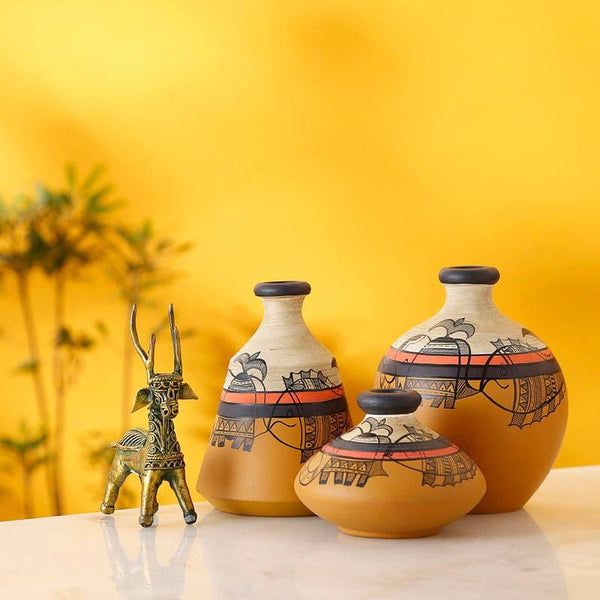 Buy Vase - Aspyn Tribal Terracotta Vase - Set Of Three at Vaaree online