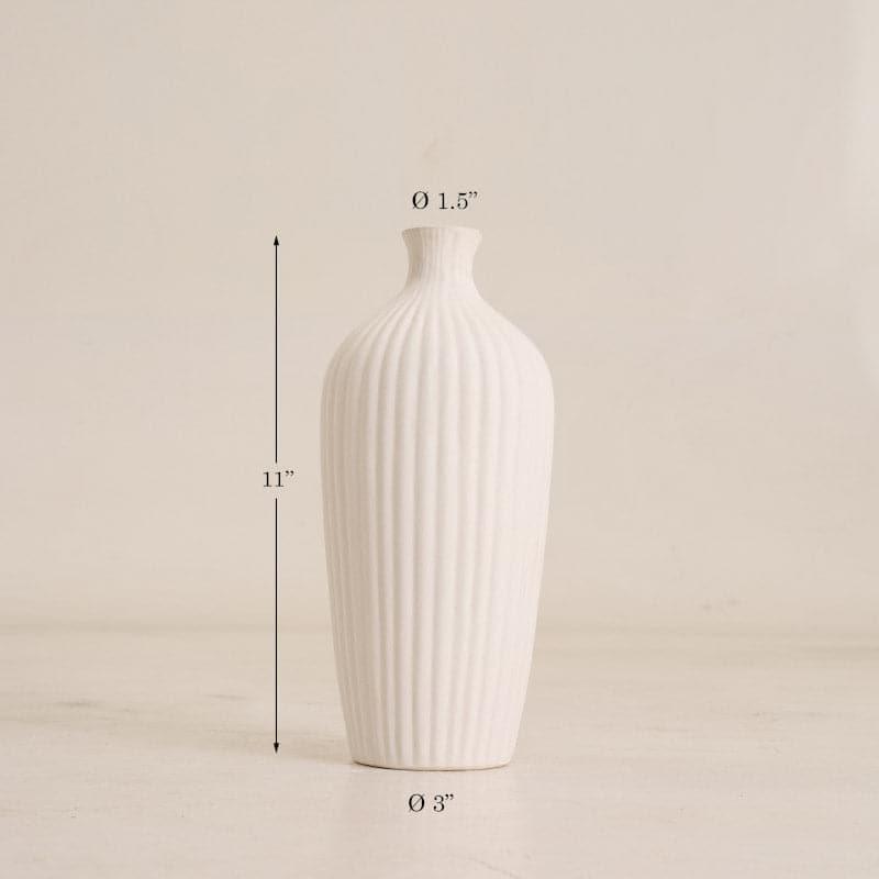 Buy Basika Vase - Set Of Three Vase from Vaaree