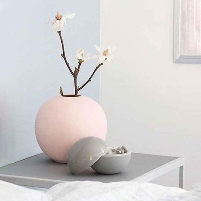 Buy Caim Vase - Pink Vase from Vaaree