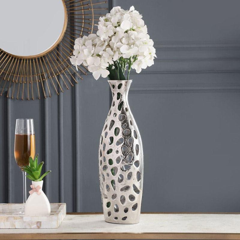 Buy Cleome Charm Vase (Big) - Silver Vase from Vaaree