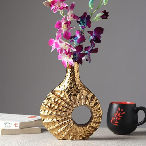 Vase - Counch Call Vase - Gold