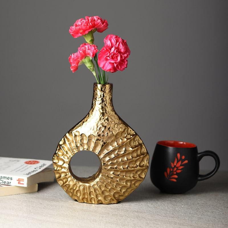 Buy Counch Call Vase - Gold Vase from Vaaree