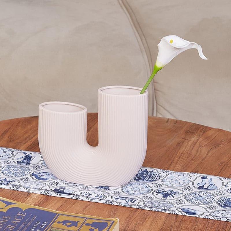 Buy Dally Valley Vase - Ivory Vase from Vaaree