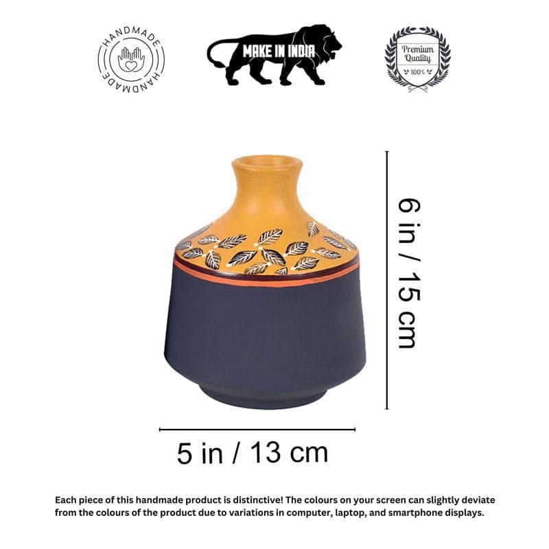 Buy Eeshan Tribal Terracotta Vase Vase from Vaaree