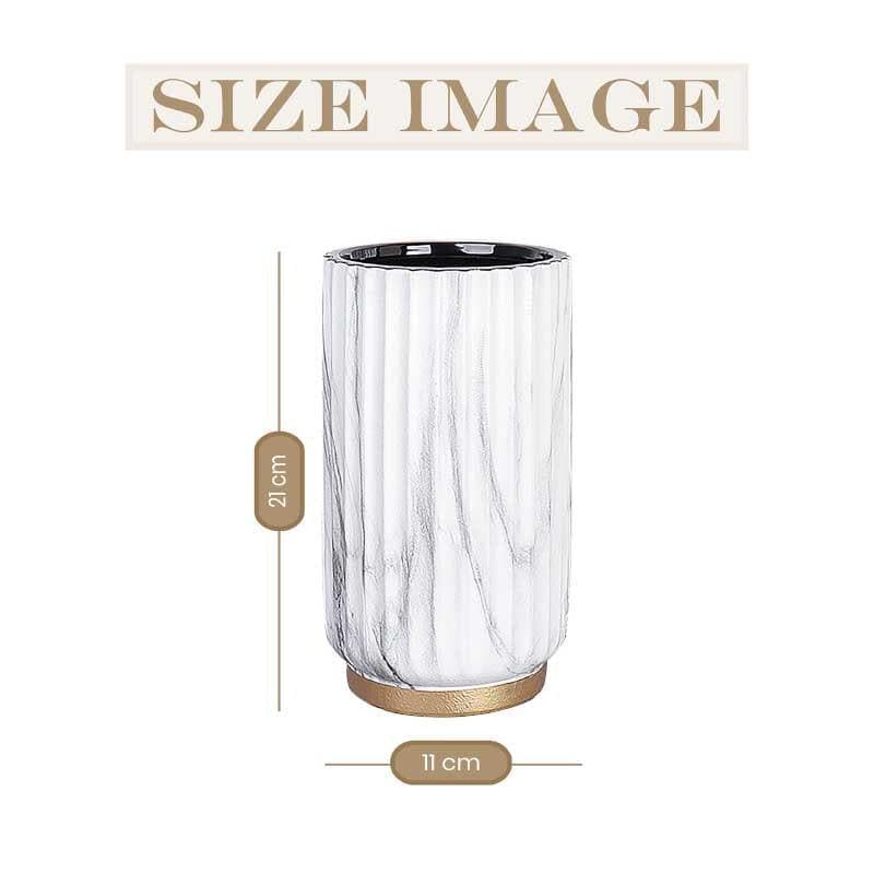 Buy Elegantic Charm Vase Vase from Vaaree