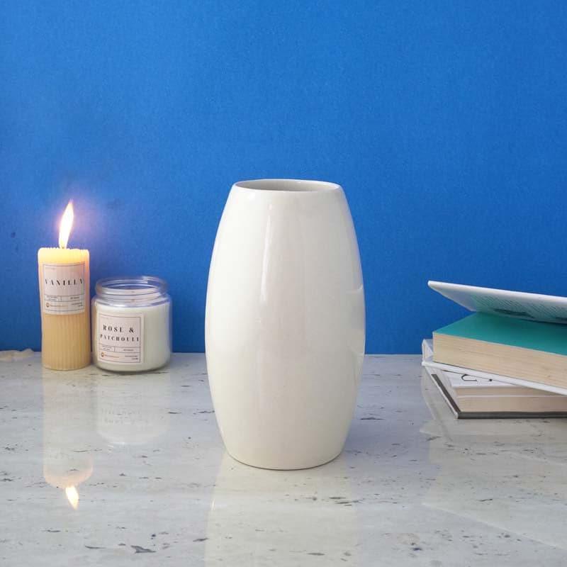 Buy Elli Ceramic Vase - Nordic White Vase from Vaaree