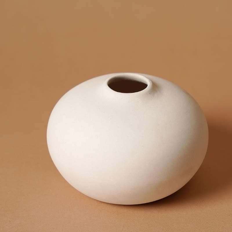 Buy Esoteric Vases (White) - Set of Three Vase from Vaaree