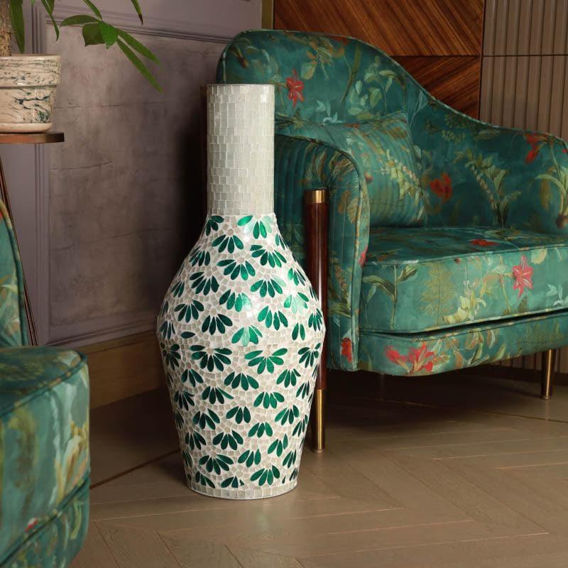 Buy Evander Metal Floor Floor Vase Floor Vase from Vaaree