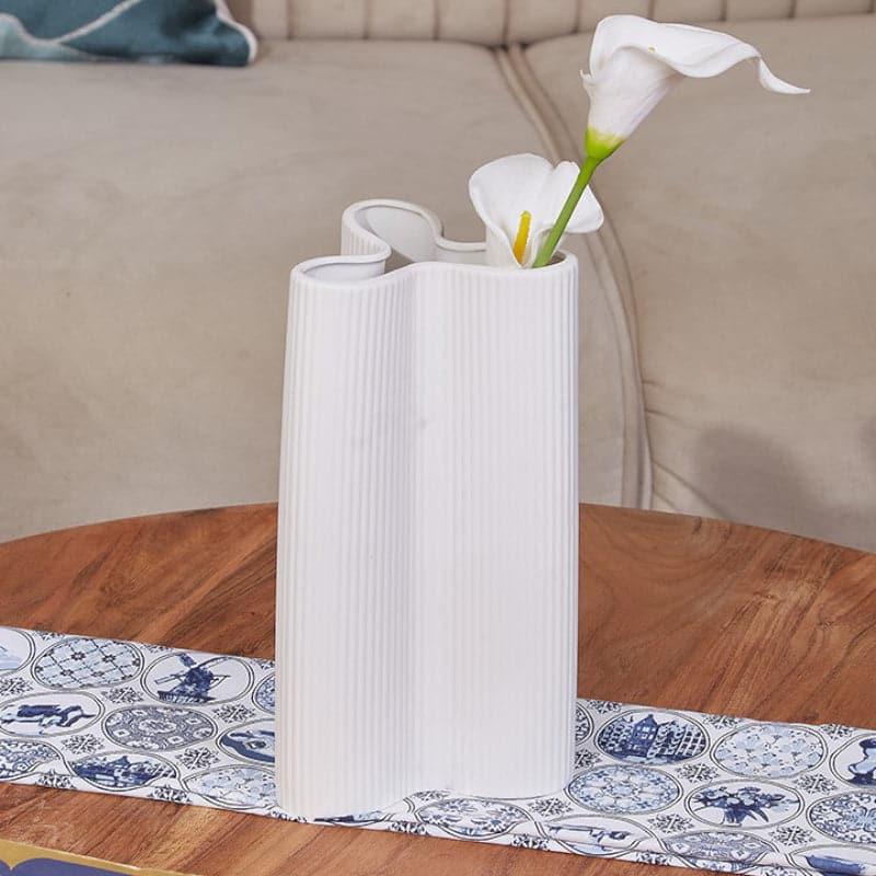 Buy Floro Fold Trio Vase - White Vase from Vaaree