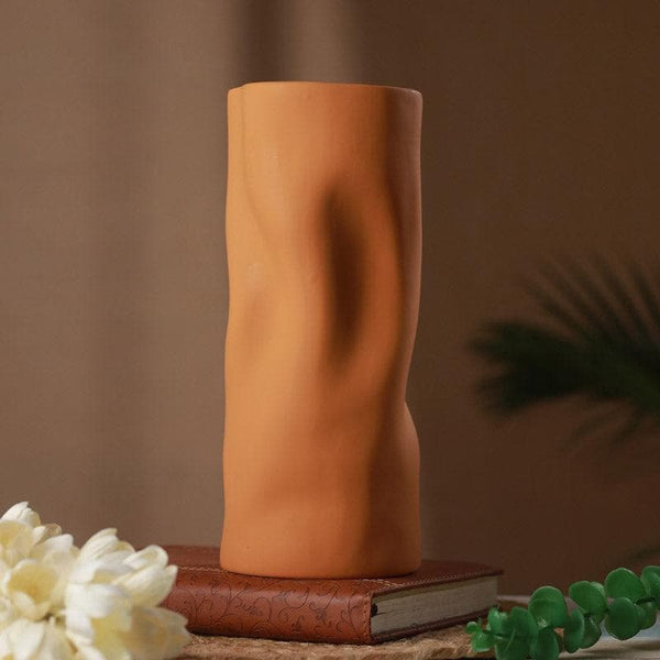 Vase - Flowy Fara Vase - Brown