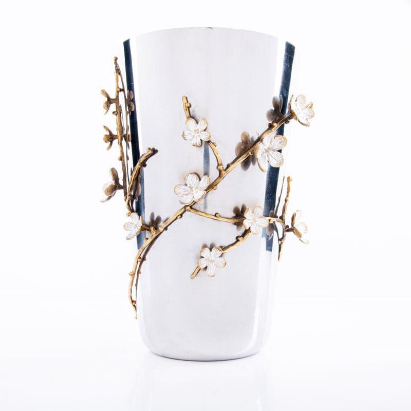 Buy Gura Flora Vase Vase from Vaaree