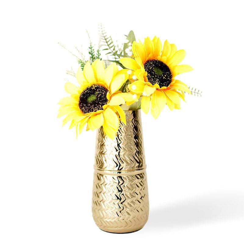 Buy Harpa Metal Vase Vase from Vaaree