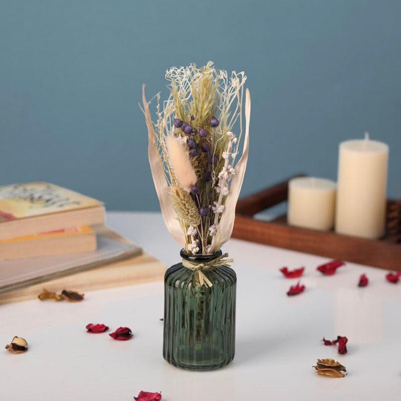 Buy Ivania Vase With Dry Flowers - Lavender Vase from Vaaree