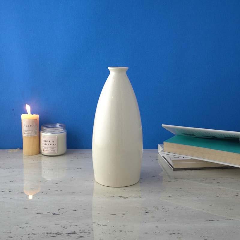 Buy Jinzy Ceramic Vase Vase from Vaaree