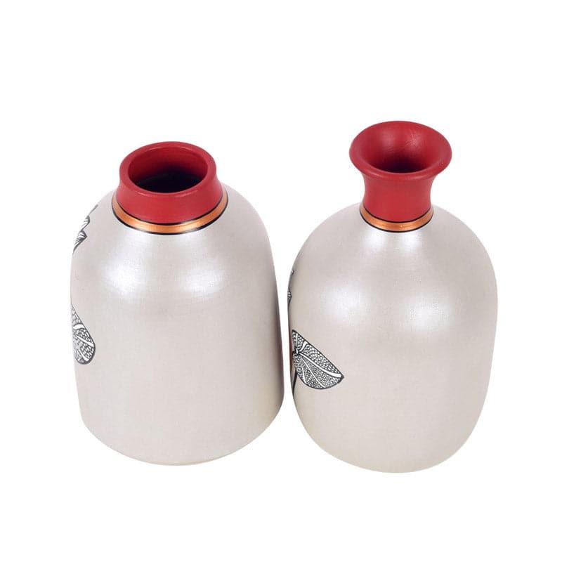 Buy Kaabene Tribal Terracotta Vase- Set Of Two Vase from Vaaree