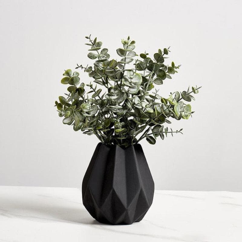 Buy Kathoshi Geometric Vase - Black Vase from Vaaree